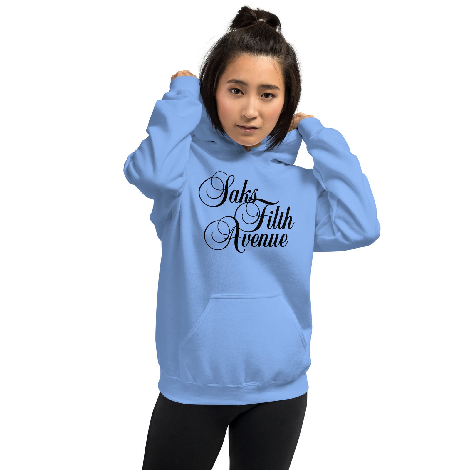 Saks Filth Avwenue