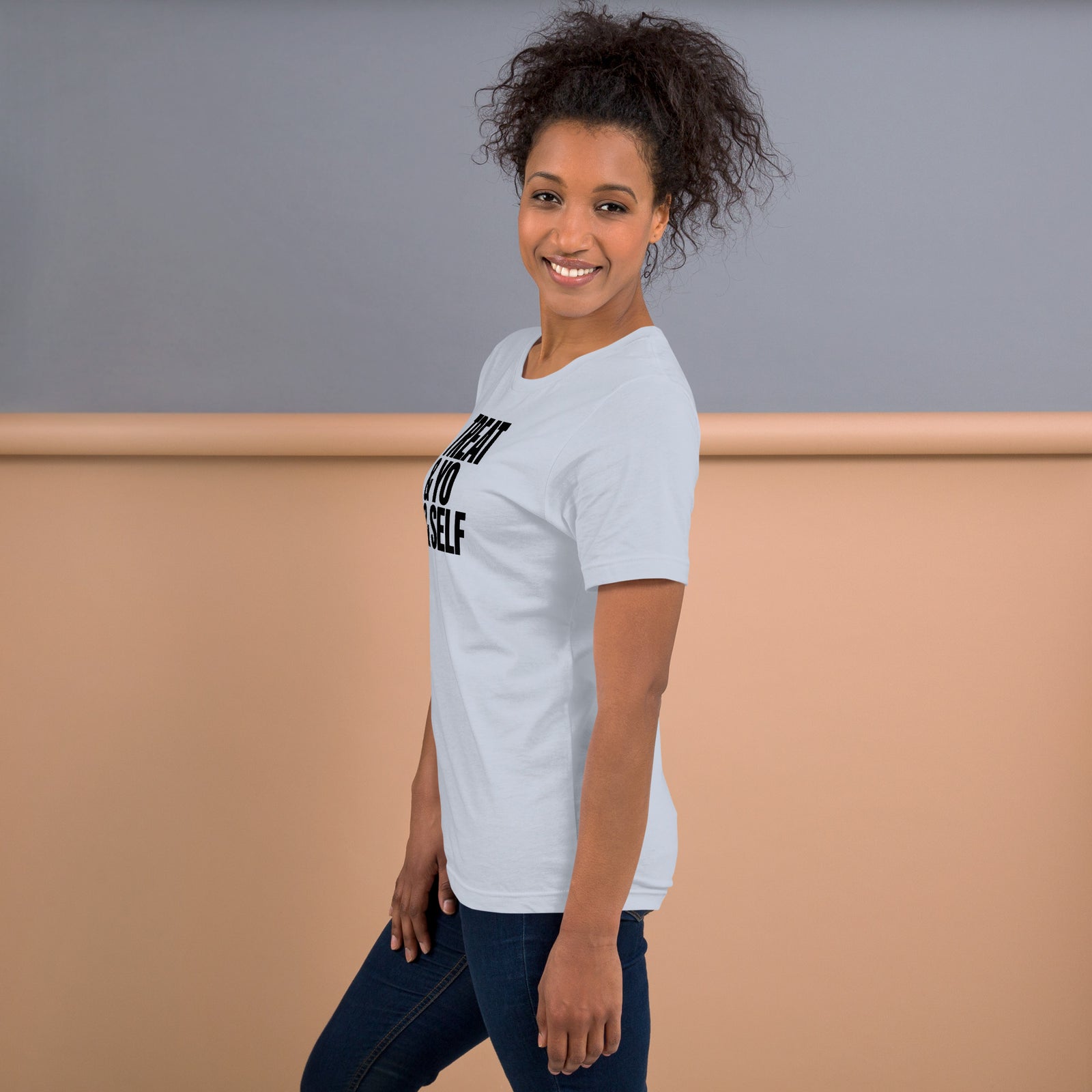 Product mockup Graphic Tee — view 25