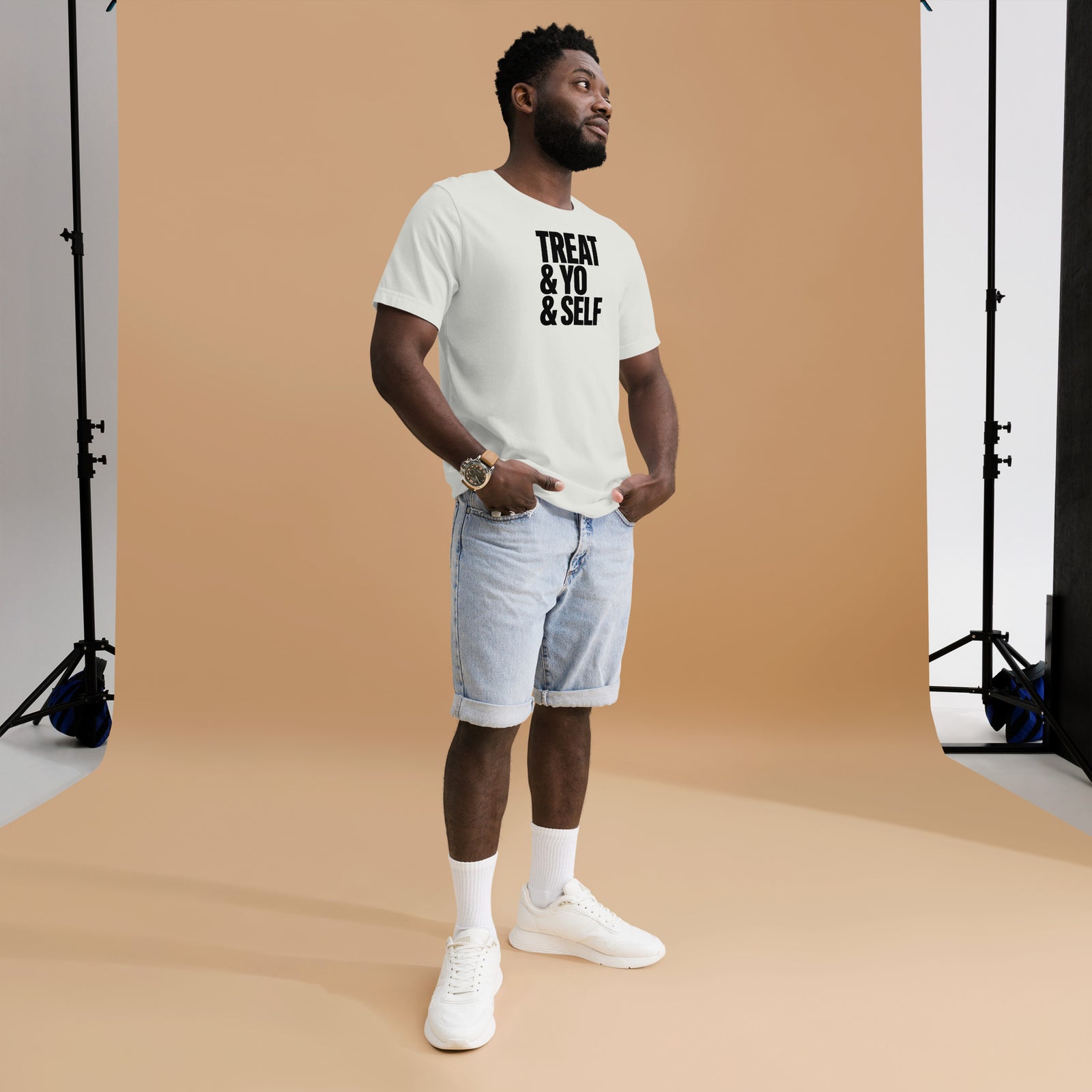 Product mockup Graphic Tee — view 19